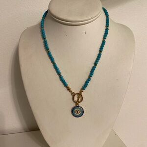 ELEGANT SAROJ TRENDING STATEMENT NECKLACE